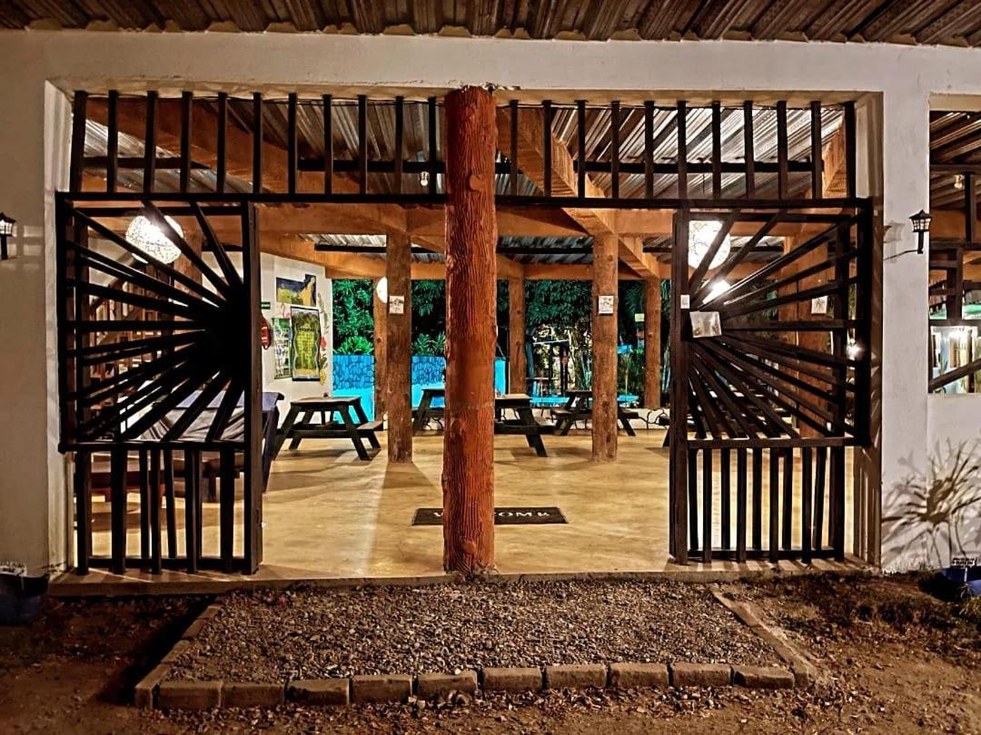 Hostal Luz De Luna بالومينو المظهر الخارجي الصورة